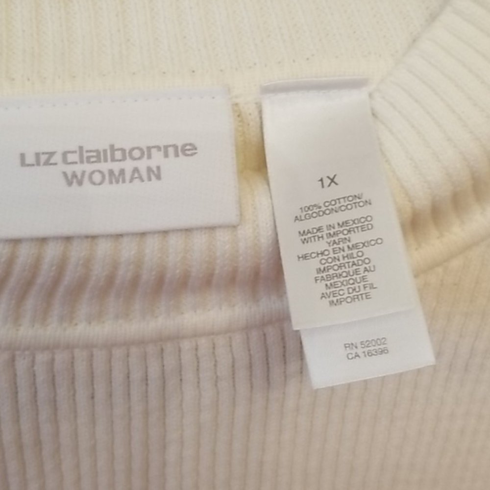 Liz Claiborne Mock Neck Sweater - Picture 3 of 4